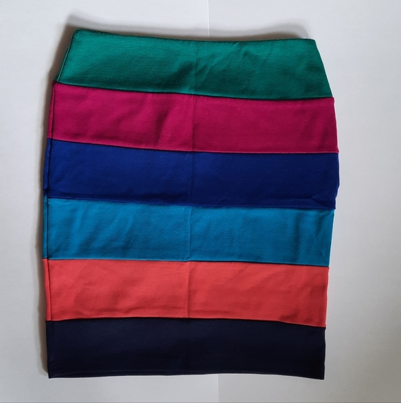 MONTEAU: Striped Colour Block Mini Skirt, Size S - Picture 3 of 3